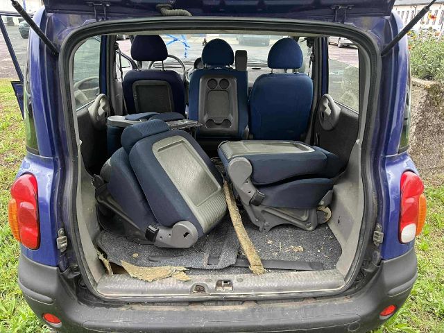 bontott FIAT MULTIPLA Bal hátsó Sárvédő