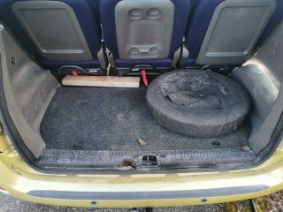 bontott FIAT MULTIPLA Csomagtérajtó (Részeivel)