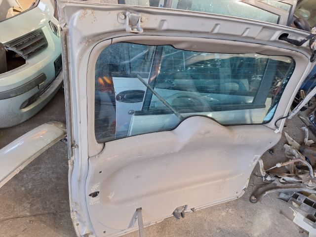 bontott FIAT MULTIPLA Csomagtérajtó (Részeivel)