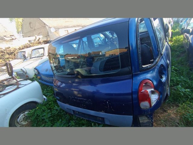 bontott FIAT MULTIPLA Csomagtérajtó (Üres lemez)