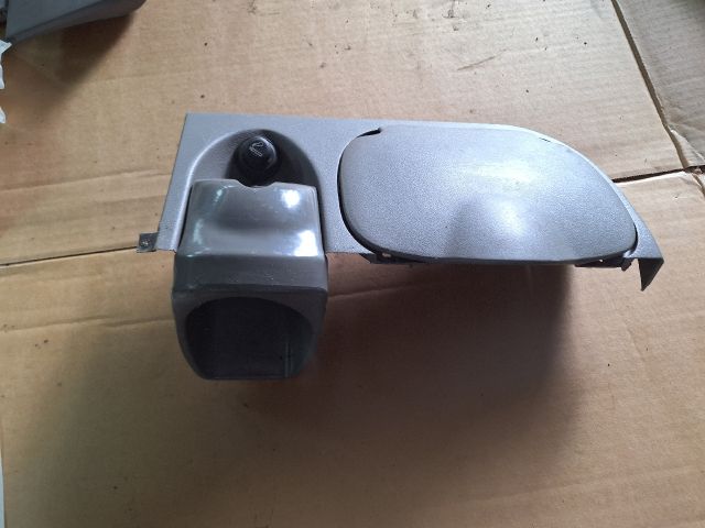 bontott FIAT MULTIPLA Első Hamutartó