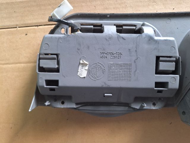 bontott FIAT MULTIPLA Első Hamutartó