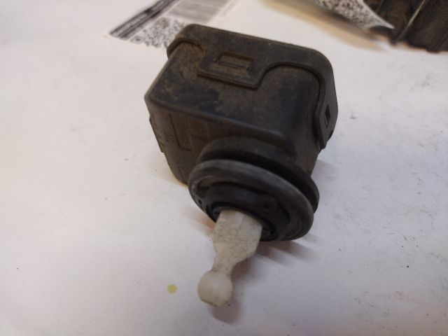 bontott FIAT MULTIPLA Fényszórómagasság Állító Motor (Pozíciófüggetlen)