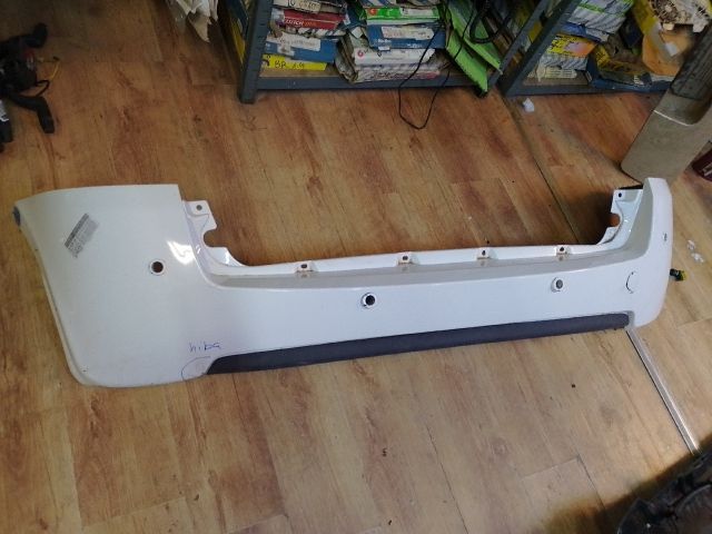 bontott FIAT MULTIPLA Hátsó Lökhárító (Üresen)