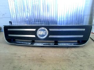 bontott FIAT MULTIPLA Hűtőrács