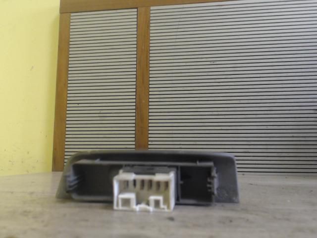 bontott FIAT MULTIPLA Jobb első Ablakemelő Kapcsoló