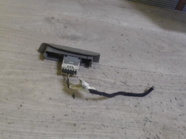 bontott FIAT MULTIPLA Jobb első Ablakemelő Kapcsoló