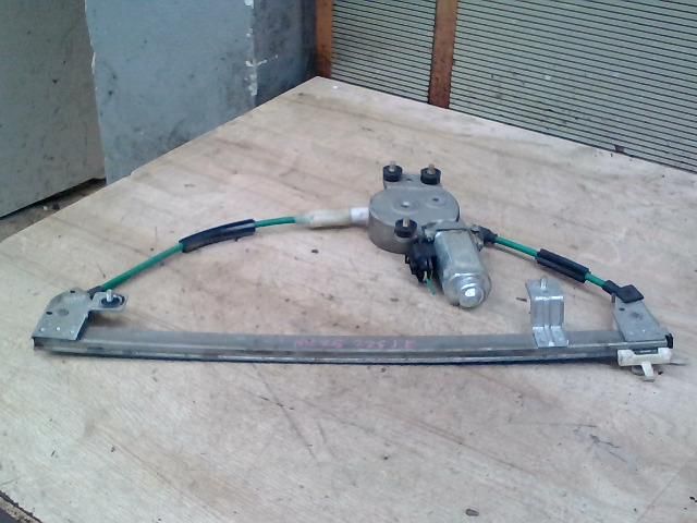 bontott FIAT MULTIPLA Jobb első Ablakemelő Szerkezet (Elektromos)