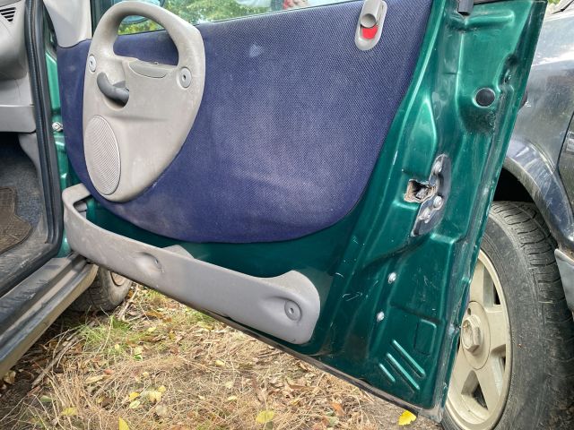 bontott FIAT MULTIPLA Jobb első Ajtó (Üres lemez)