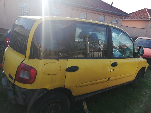 bontott FIAT MULTIPLA Jobb első Ajtózár
