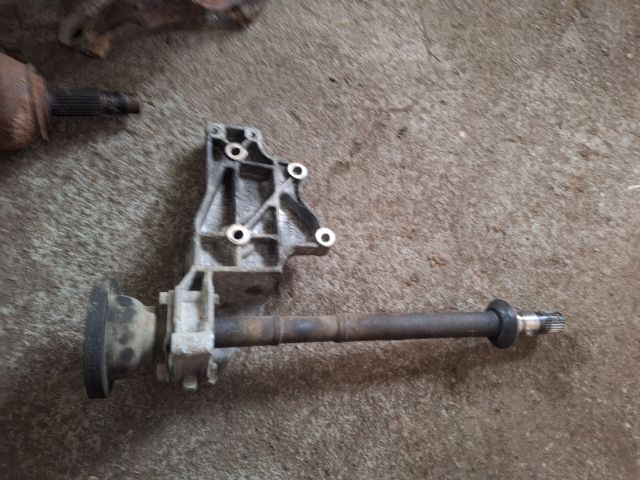 bontott FIAT MULTIPLA Jobb első Féltengely Tartó