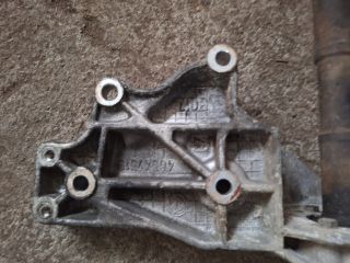 bontott FIAT MULTIPLA Jobb első Féltengely Tartó