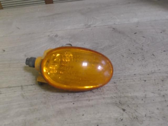 bontott FIAT MULTIPLA Jobb első Irányjelző