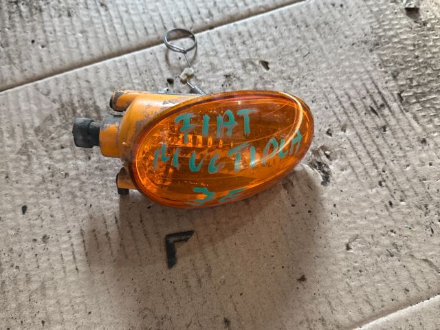 bontott FIAT MULTIPLA Jobb első Irányjelző