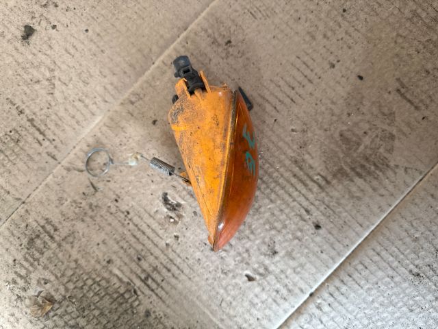 bontott FIAT MULTIPLA Jobb első Irányjelző