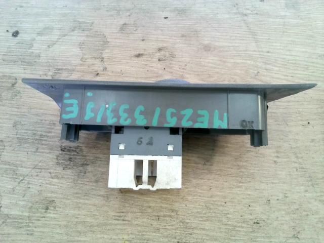 bontott FIAT MULTIPLA Jobb hátsó Ablakemelő Kapcsoló