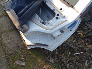 bontott FIAT MULTIPLA Jobb hátsó Ajtó (Üres lemez)