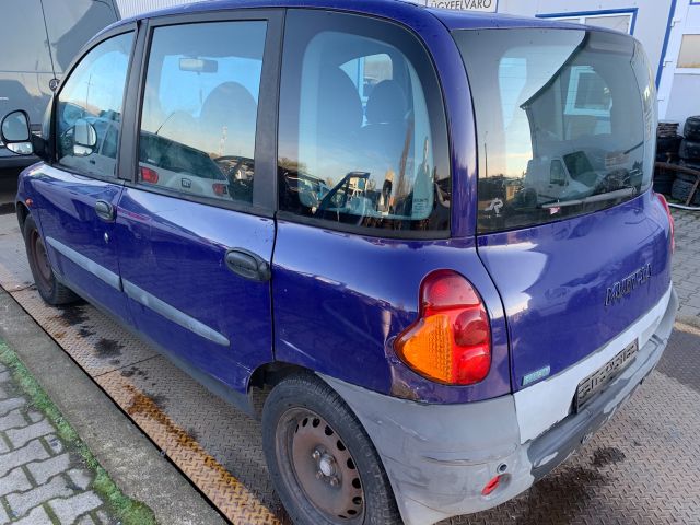 bontott FIAT MULTIPLA Kalaptartó