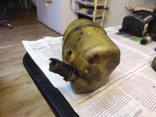 bontott FIAT MULTIPLA Szervóolaj Tartály