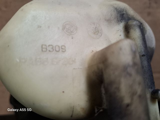 bontott FIAT MULTIPLA Szervóolaj Tartály