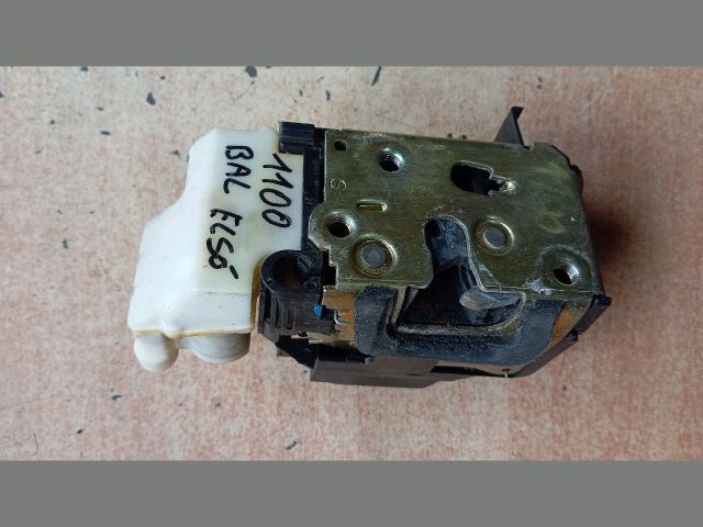 bontott FIAT PALIO Bal első Ajtózár