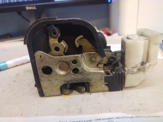 bontott FIAT PALIO Bal első Ajtózár