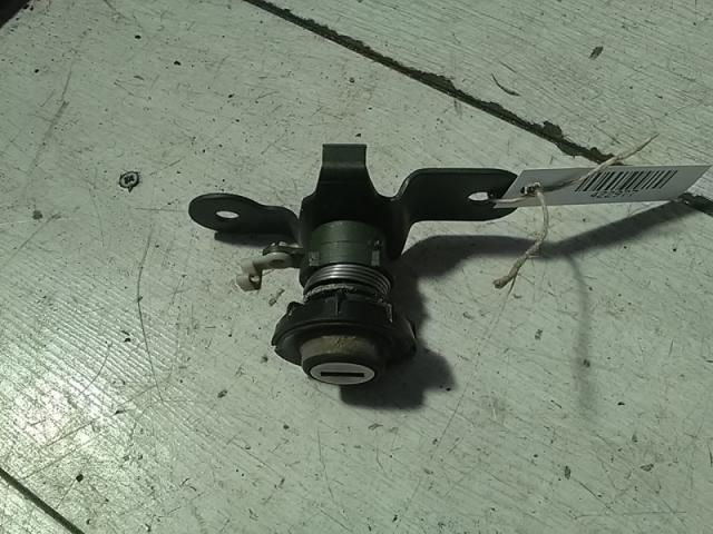 bontott FIAT PALIO Csomagtérajtó Zárbetét