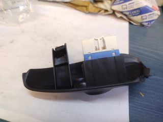 bontott FIAT PALIO Jobb első Ablakemelő Kapcsoló