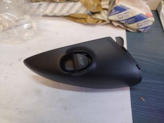 bontott FIAT PALIO Jobb első Ablakemelő Kapcsoló