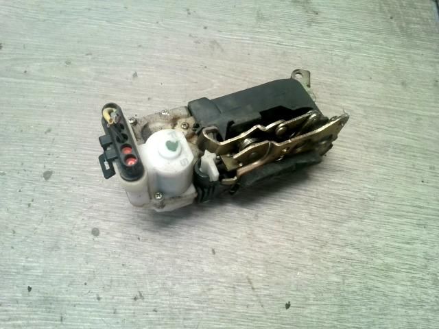 bontott FIAT PALIO Jobb első Ajtózár