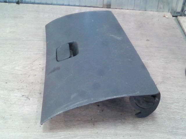 bontott FIAT PALIO Kesztyűtartó Ajtó