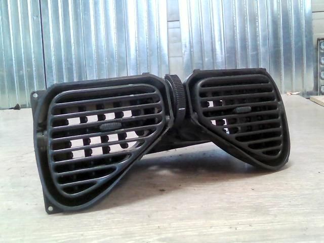 bontott FIAT PALIO Középső Szellőző