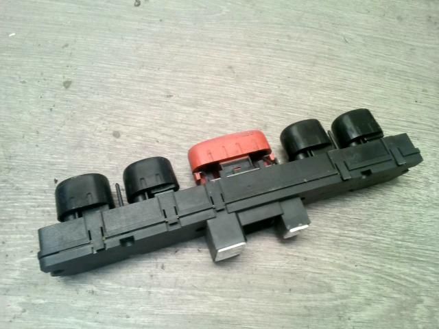 bontott FIAT PALIO Vészvillogó Kapcsoló