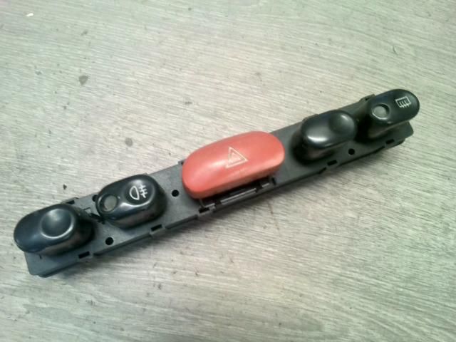 bontott FIAT PALIO Vészvillogó Kapcsoló