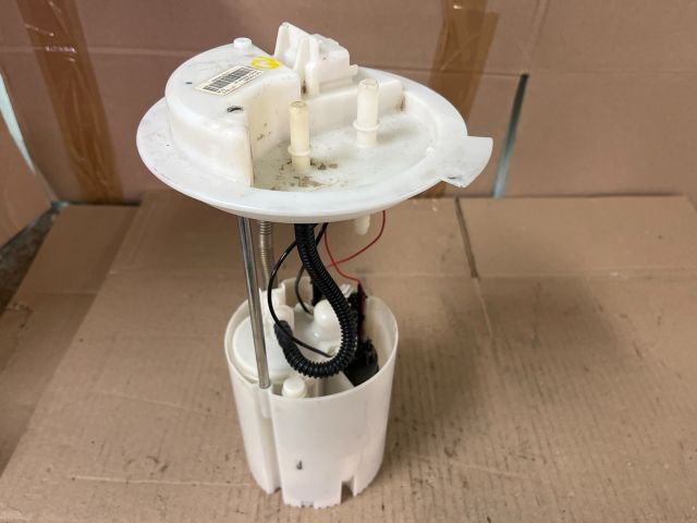 bontott FIAT PANDA Üzemanyag Szivattyú