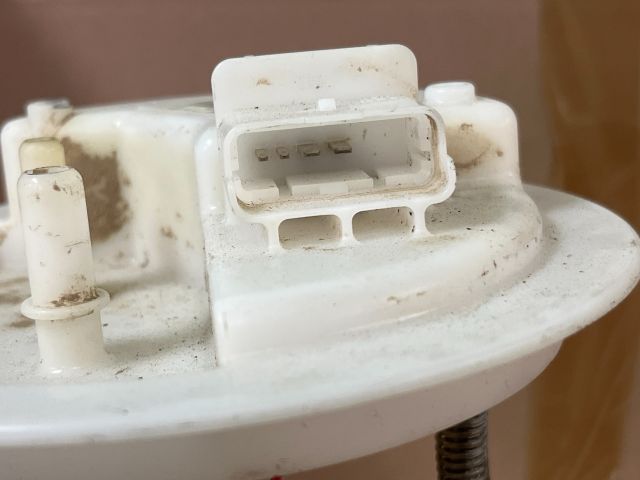 bontott FIAT PANDA Üzemanyag Szivattyú