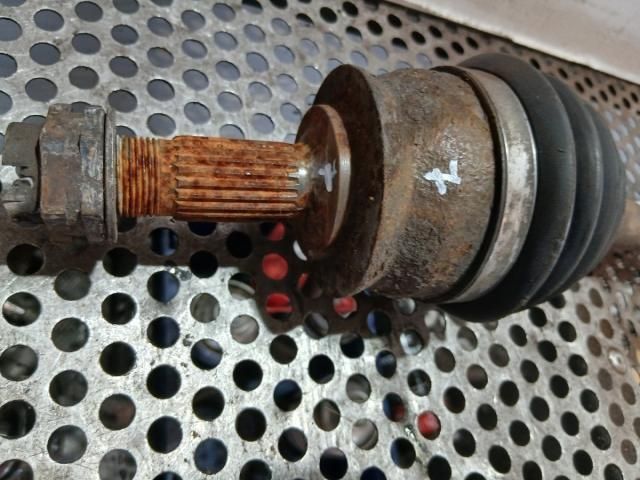 bontott FIAT PANDA Bal Féltengely