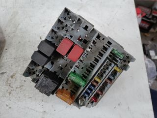 bontott FIAT PANDA Biztosítéktábla Motortér