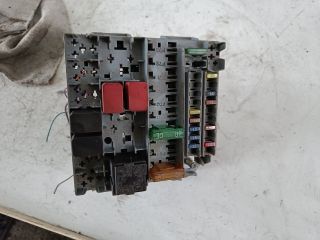 bontott FIAT PANDA Biztosítéktábla Motortér