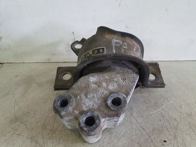 bontott FIAT PANDA Motor Tartó Bak (Fém)