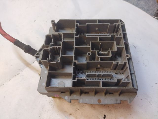 bontott FIAT PANDA Biztosítéktábla Motortér