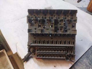 bontott FIAT PANDA Biztosítéktábla Motortér