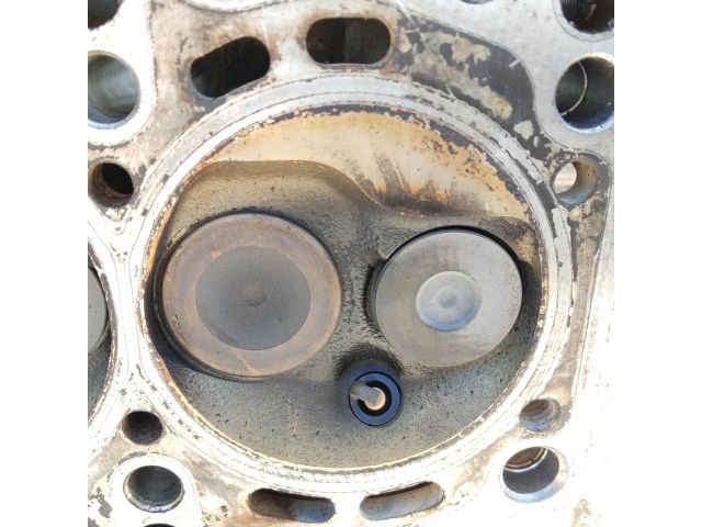 bontott FIAT PANDA Hengerfej