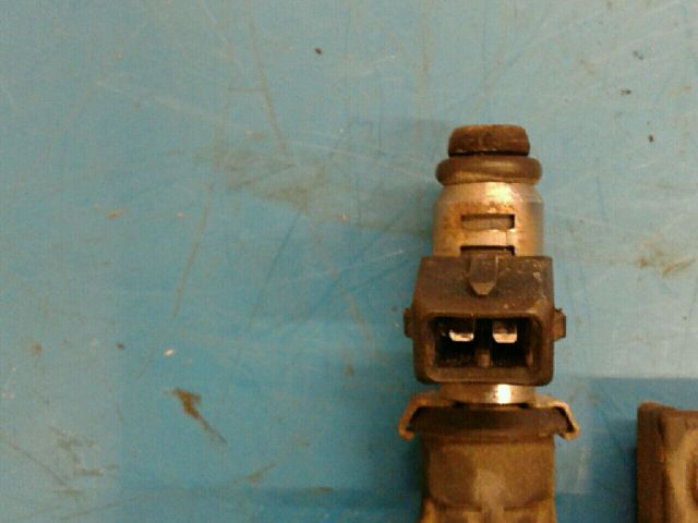 bontott FIAT PANDA Porlasztó (1 db)