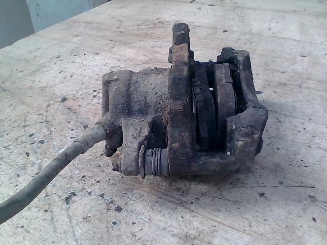 bontott FIAT PANDA Bal első Féknyereg Munkahengerrel