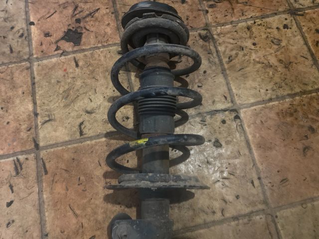 bontott FIAT PANDA Bal első Gólyaláb (Lengécsillapító, Rugó)