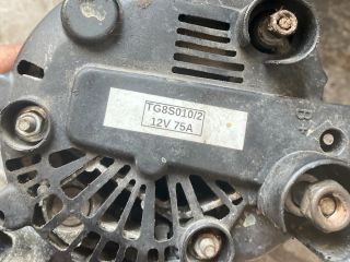 bontott FIAT PANDA Generátor