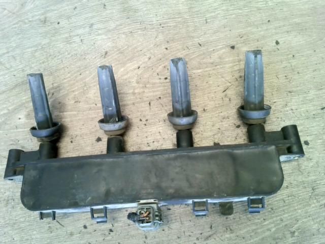 bontott FIAT PANDA Gyújtótrafó Szett