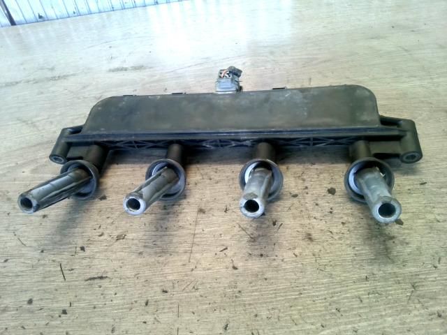 bontott FIAT PANDA Gyújtótrafó Szett