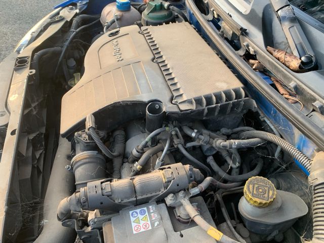 bontott FIAT PANDA Motor (Fűzött blokk hengerfejjel)